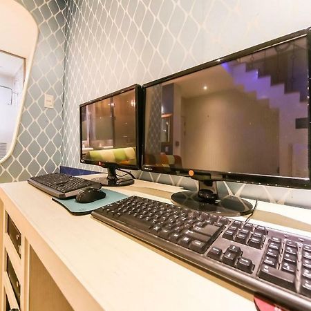 Hotel Zara Чханвон Екстер'єр фото