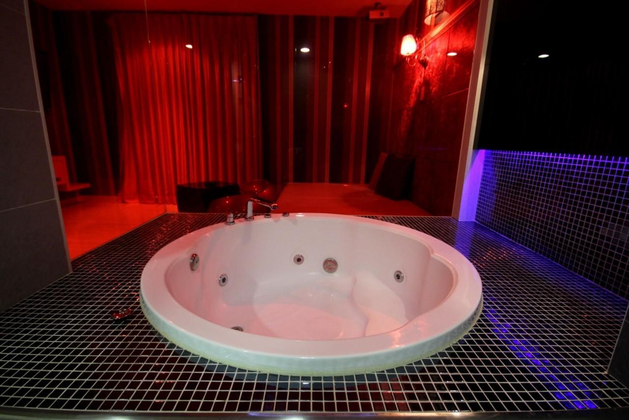 Hotel Zara Чханвон Екстер'єр фото