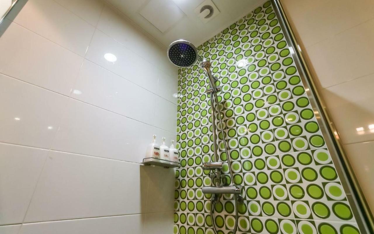 Hotel Zara Чханвон Екстер'єр фото