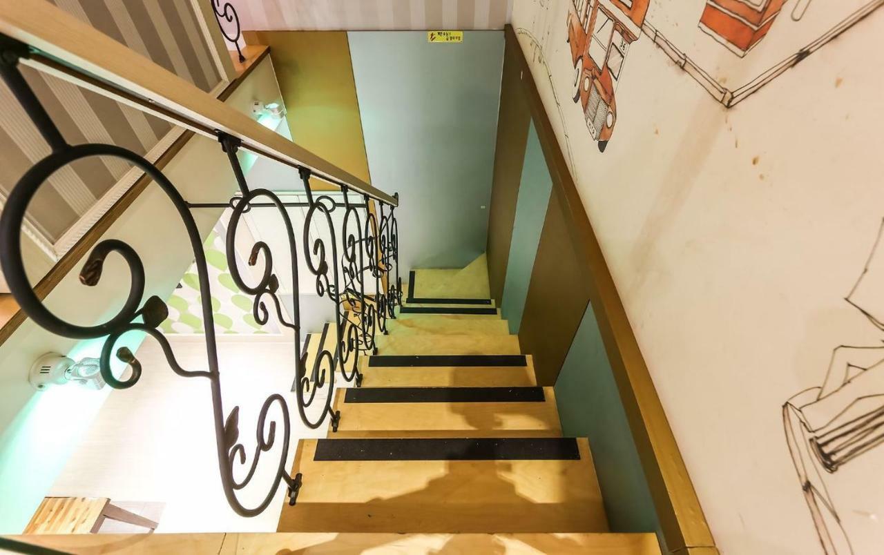Hotel Zara Чханвон Екстер'єр фото